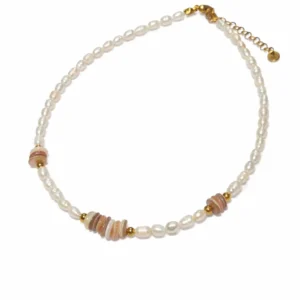 שרשרת נויה עשויה פנינה תרבותית וחרוזי צדף